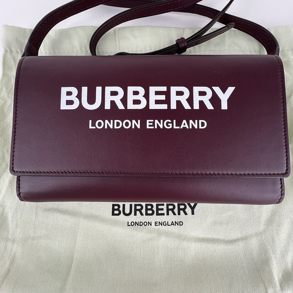 BURBERRY Burberry Hazelmere WOC 印花 LOGO 小牛皮斜背長夾 | Printed Logo Leather - 21
