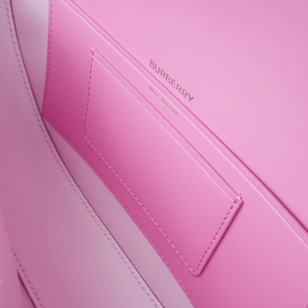 BURBERRY Burberry Small Olympia 櫻草粉 小牛皮肩背半月包 | Small Leather Olympia Bag - 18