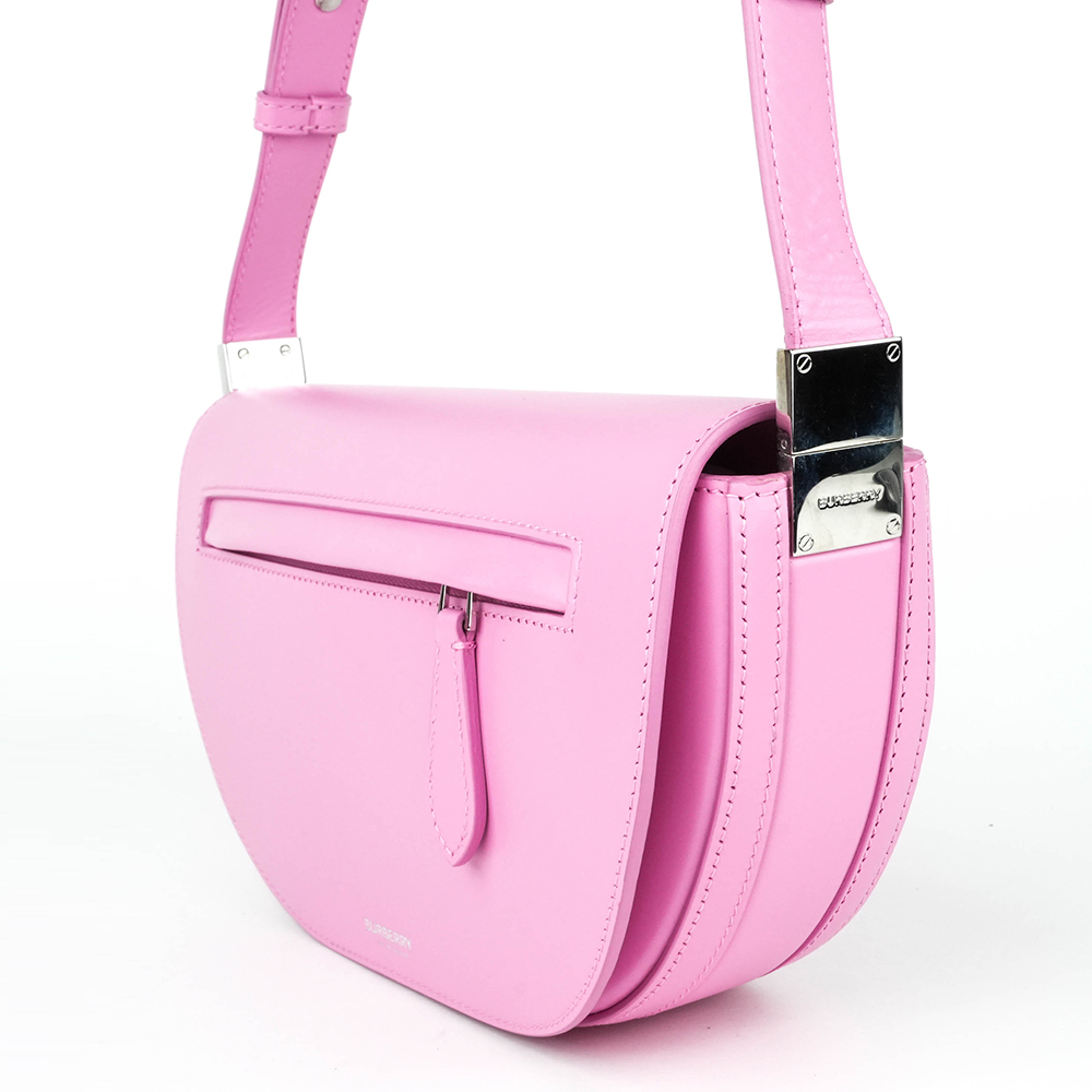 BURBERRY Burberry Small Olympia 櫻草粉 小牛皮肩背半月包 | Small Leather Olympia Bag - 4