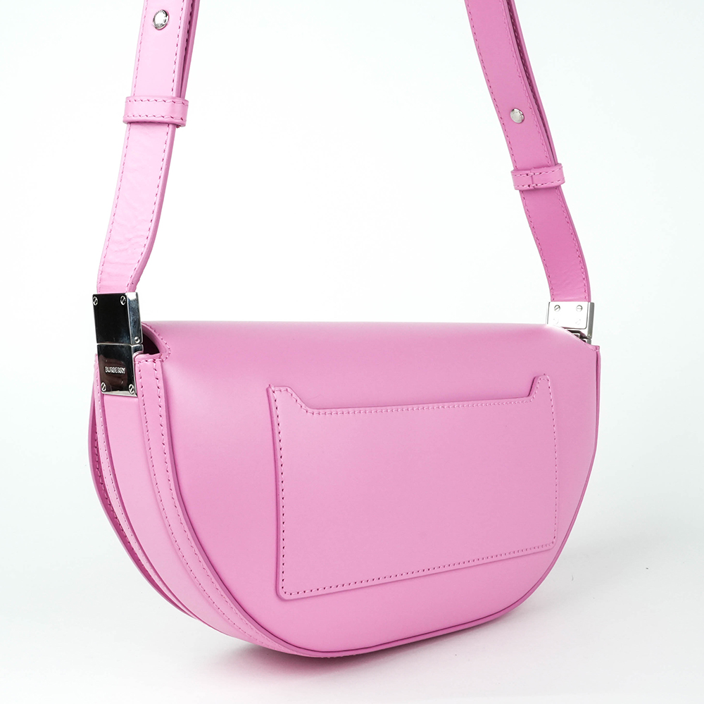 BURBERRY Burberry Small Olympia 櫻草粉 小牛皮肩背半月包 | Small Leather Olympia Bag - 8