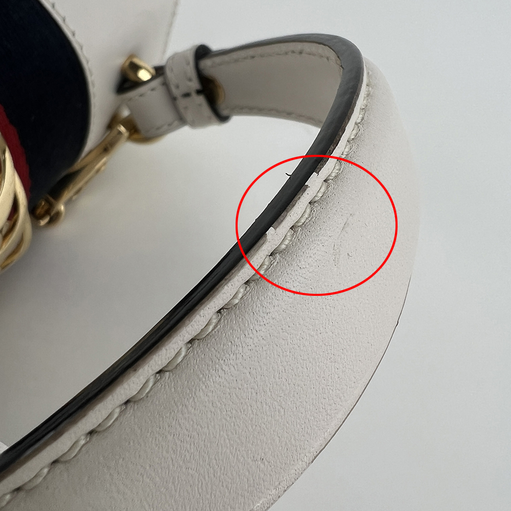 GUCCI GUCCI Sylvie Mini 塞爾維亞絲帶包 白色金扣 手提 斜背兩用包|Sylvie Mini Leather Bag - 15